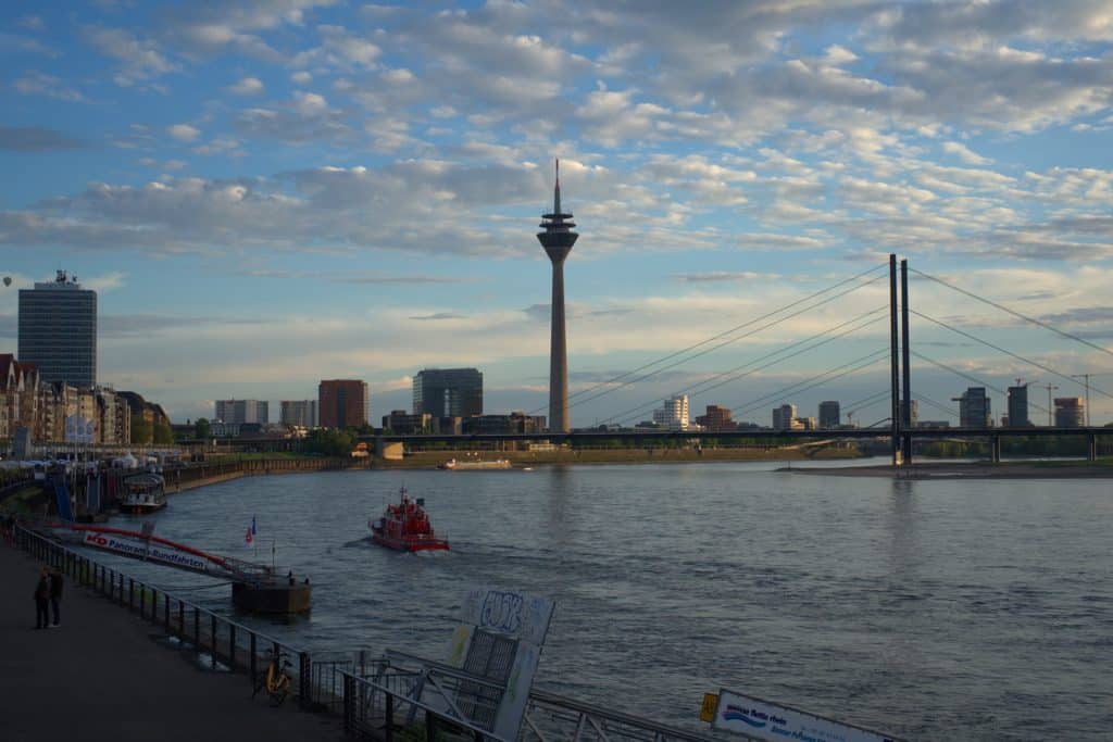 Düsseldorf Rheinturm